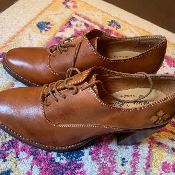 Patricia Nash Block Heals Oxford Lace up Leather Shoes - Picture 11 of 11